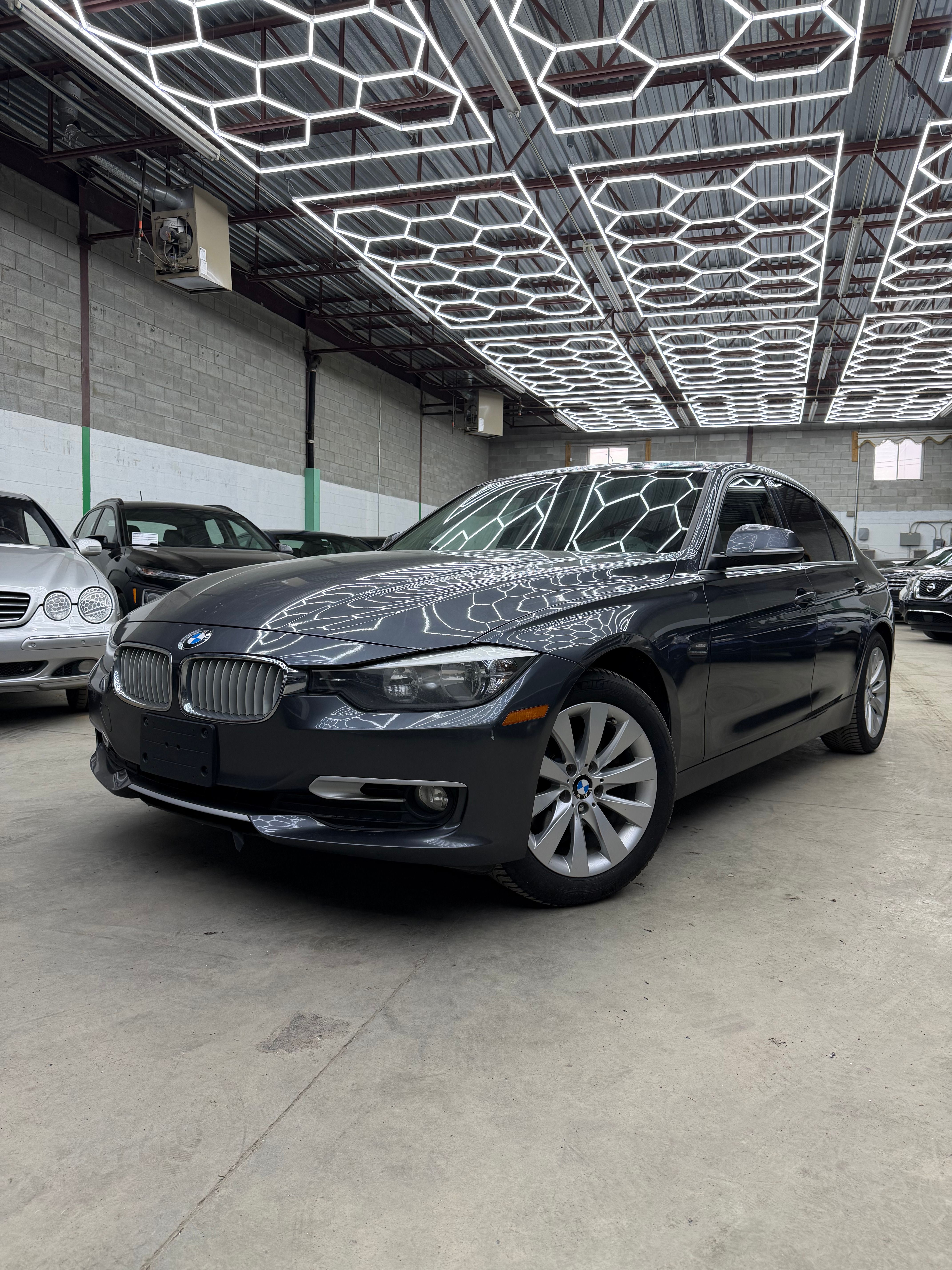BMW 320I 2014
